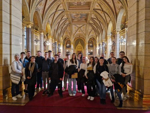 Kirándulás az Országházban